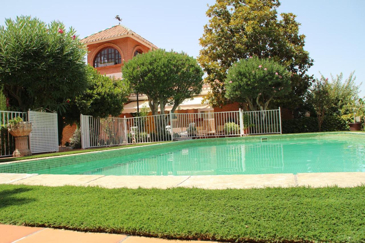 El Jardin De La Abuela Villa - Granada — Photos 1